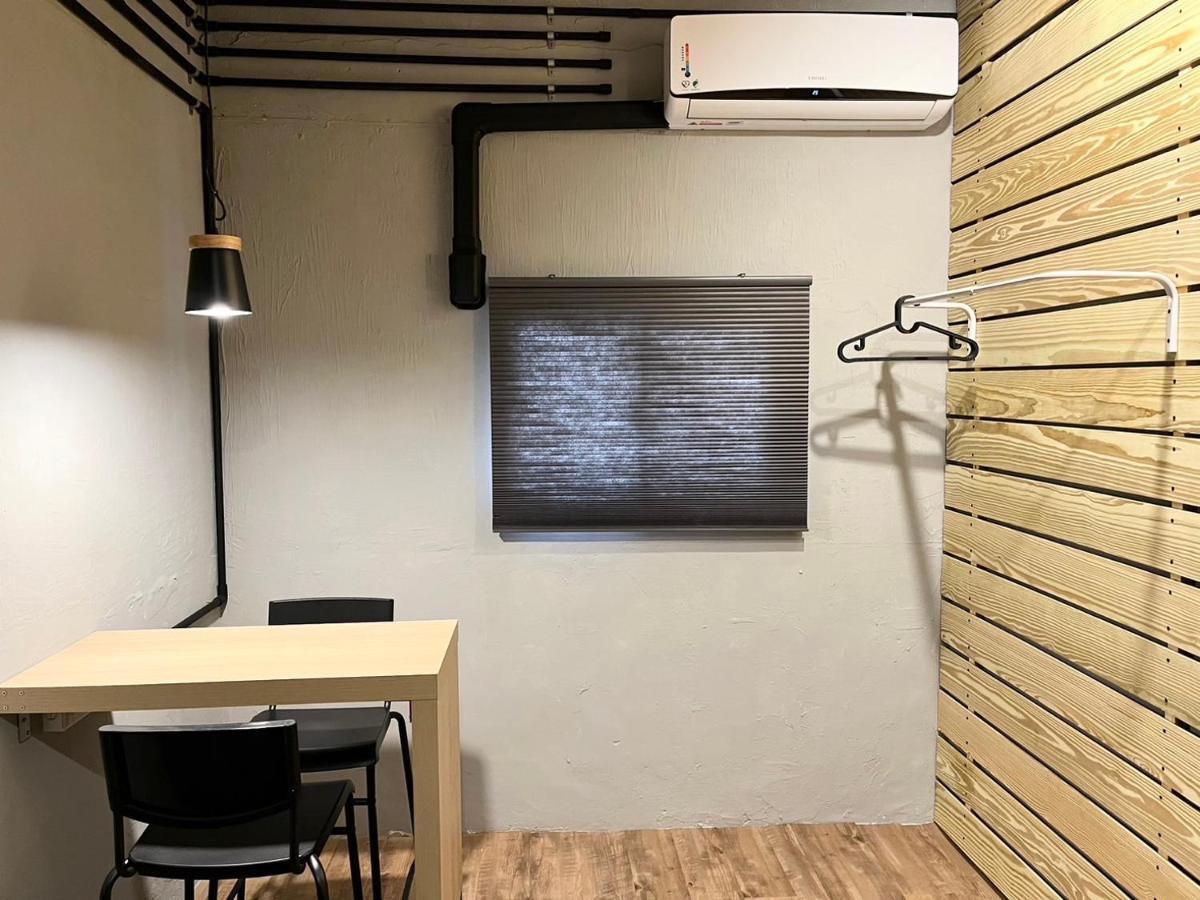 Ruifang Yi Hostel New Taipei City Екстер'єр фото